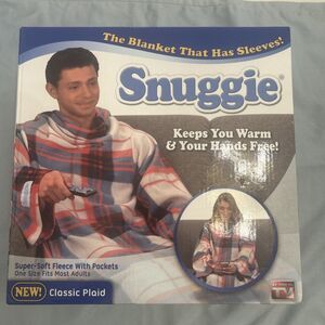 snuggie The Blanket That Has Sleeves 71” X 54”